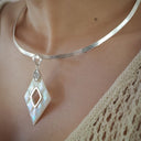 ALLURE PENDANT