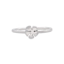 TINY CLOVER RING