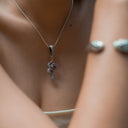 USHARI IN AMETHYST PENDANT