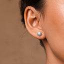 TWEE TWIST IN TOPAZ STUD